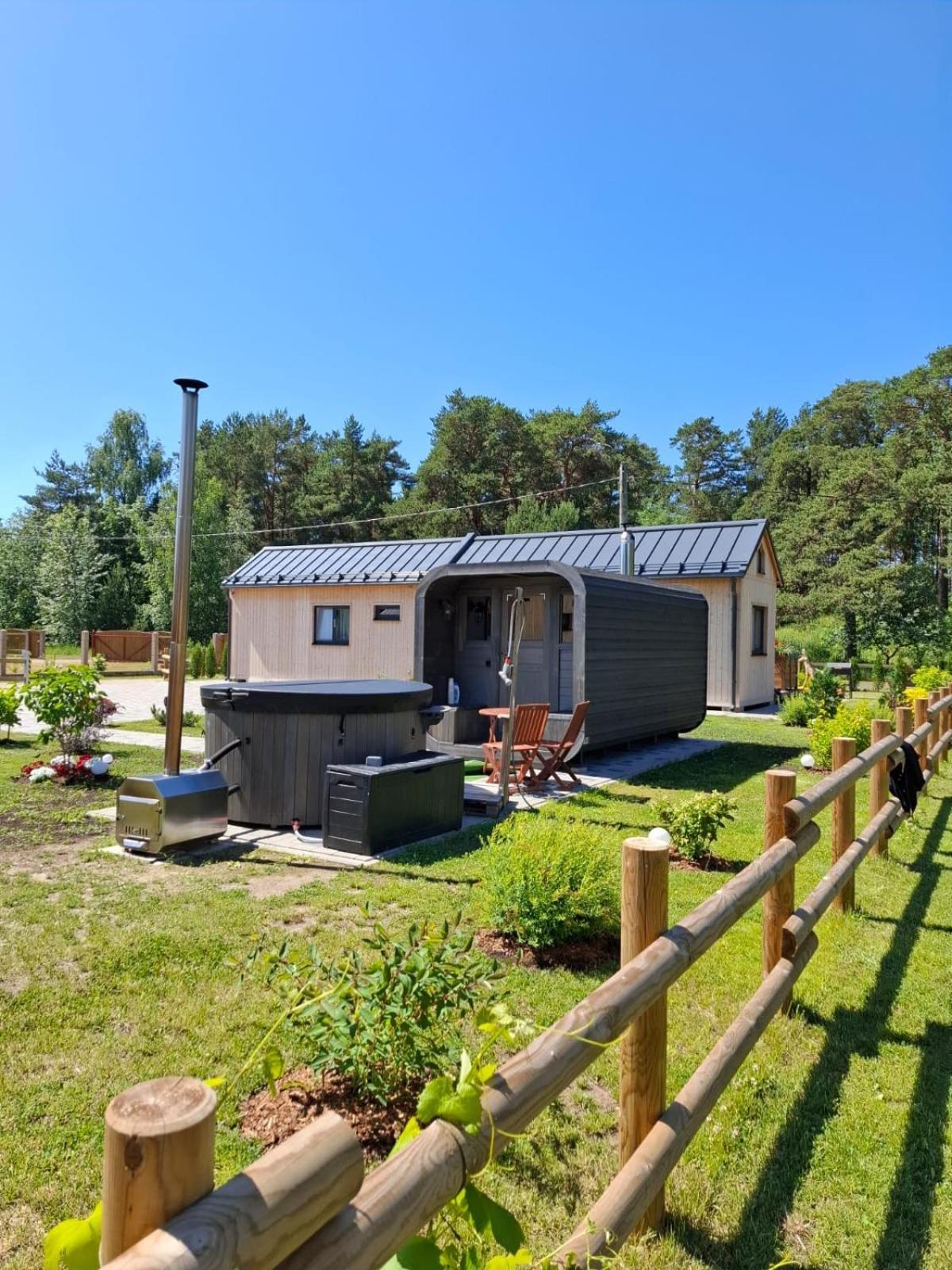 Villa Juras Dzintars Ainaži Esterno foto
